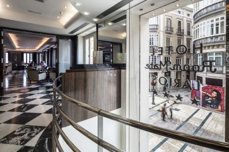 Room Mate Larios - 1