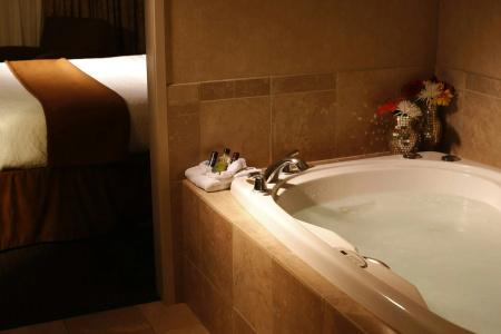 Embassy Suites - 15