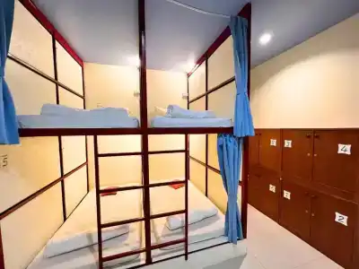 Sleepy Station - 11