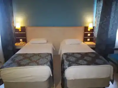 Laodikya - 0