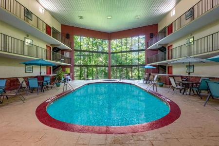 Super 8 by Wyndham - 9