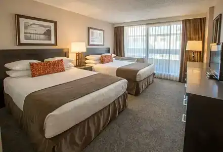 The Embassy Inn - 25