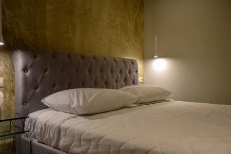 24K Athena Suites - 84
