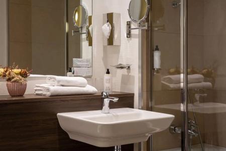 Best Western Royal Caen - 81
