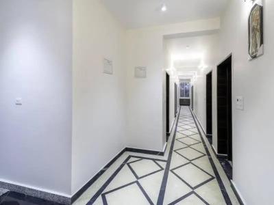 Treebo Silicon Business - 10