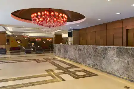 Ramada Plaza By Wyndham Izmit - 1