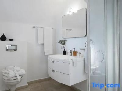 Santorini Princess Presidential Suites - 94