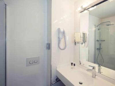 Mercure Lisieux - 63