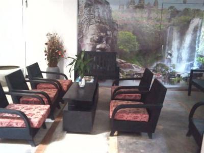 Han Kong and Restaurant - 9