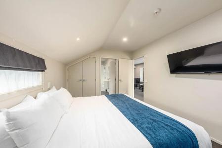 315 Riccarton - 35