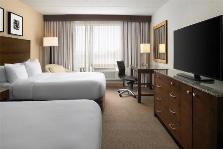 DoubleTree by Hilton Boston Bayside - 6