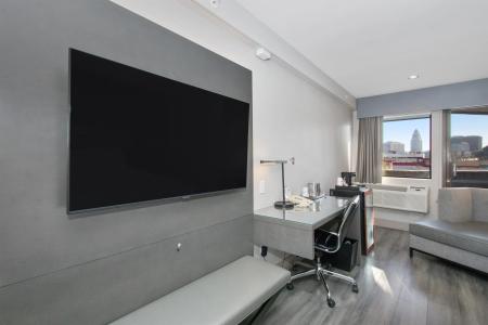 Best Western Plus Dragon Gate Inn - 44