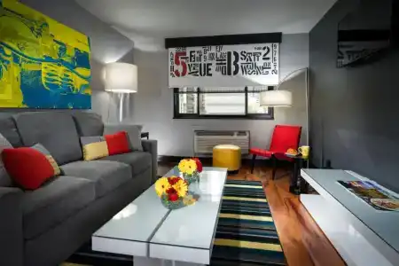 Staypineapple, Five, Downtown Seattle - 52