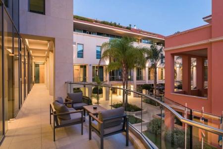 Trianon Luxury  & Suites - 16