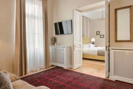 Noble Suites - 96
