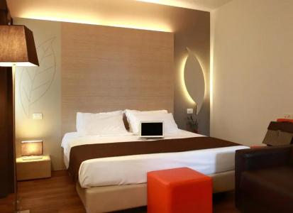 Colonne - Alihotels - 71