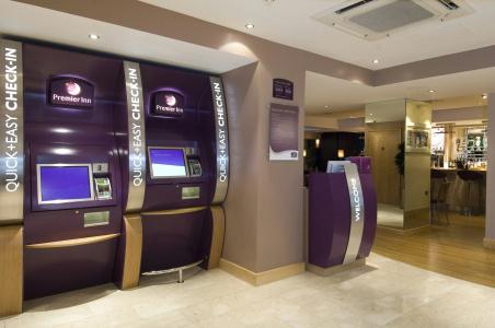 Premier Inn Victoria - 13