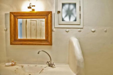 Onar and Suites - 109