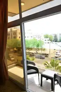 Rakeen - 24
