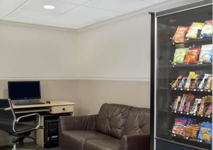 Quality Inn & Suites - 11