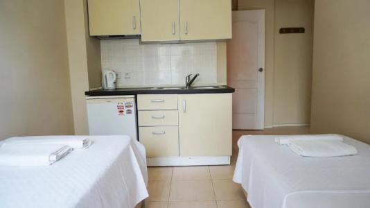 Koz Marigold Apart - 159