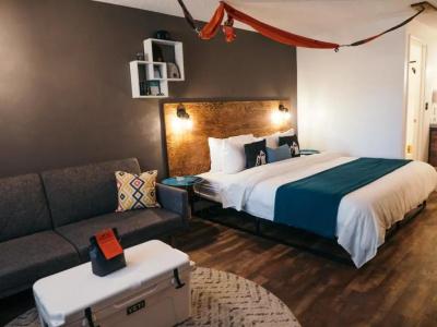 Loge - 33