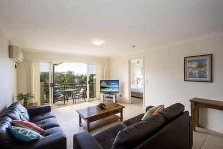 Golden Riviera Absolute Beachfront - 3