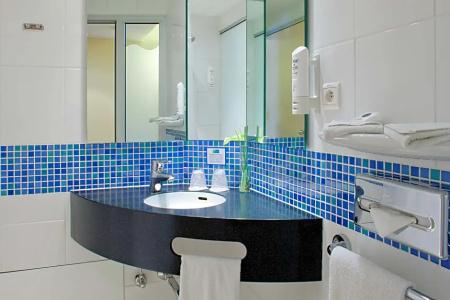 Holiday Inn Express Gent, An Ihg - 162