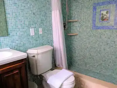 Manhattan Tower Apartment - 111