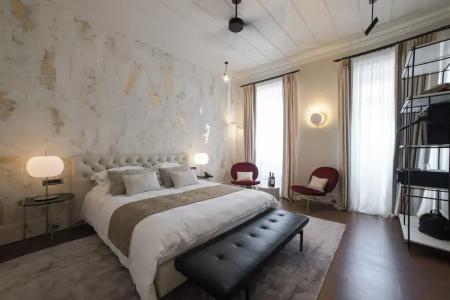 Castellano & Suites - 24
