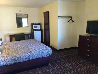 Economy Inn - 14