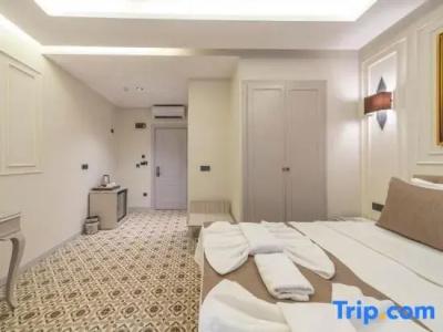 Pera Luna Residence - 102