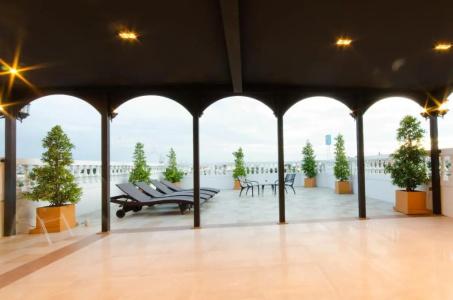 Violet Tower at Khaosan Palace - 14