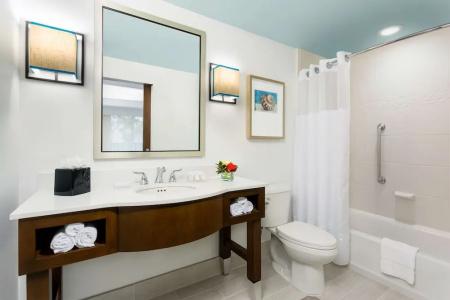 Hilton Garden Inn / The Keys Collection - 108