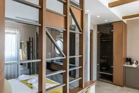 Kavos & Suites - 124