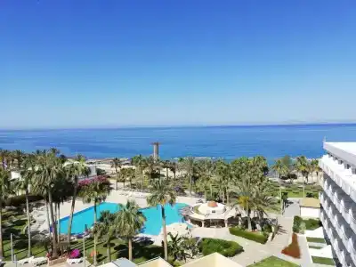 St George Spa & Beach Resort - 84