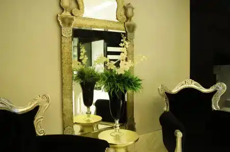 1828 Smart Boutique - 14