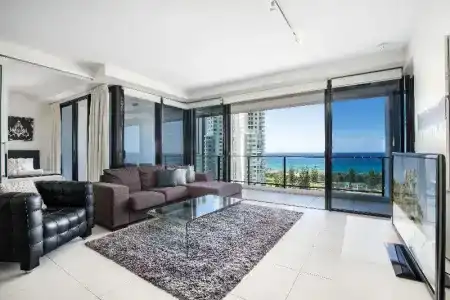 Ultra Broadbeach - 120