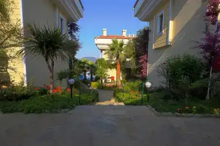 Yel Holiday Resort - 9