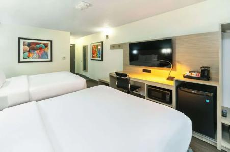 Quality Inn - 41