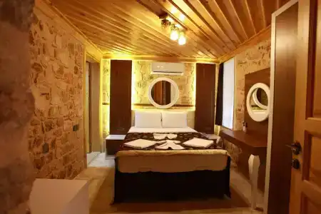 Bacchus Pension - 6