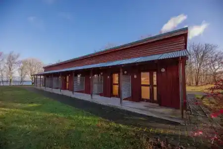 Saka Manor - 63