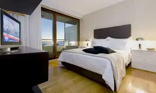 The Residence - 142