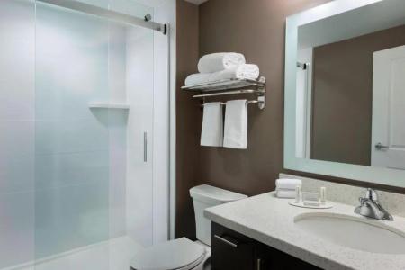 TownePlace Suites by Marriott Kanata - 32