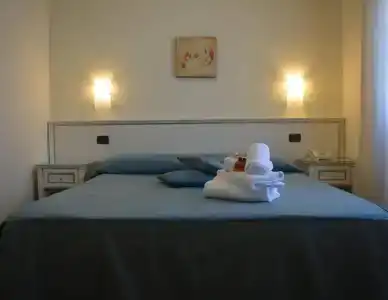 Costa - 3