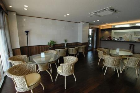 Luandon Shirahama - 8