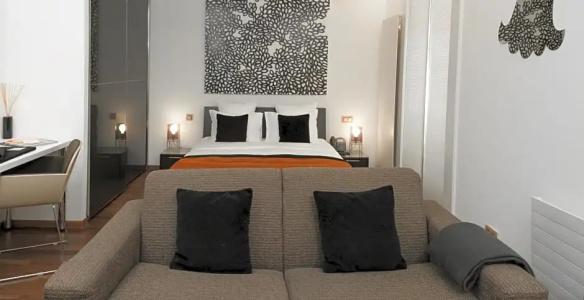 La Cour Des Augustins Boutique Gallery Design - 84