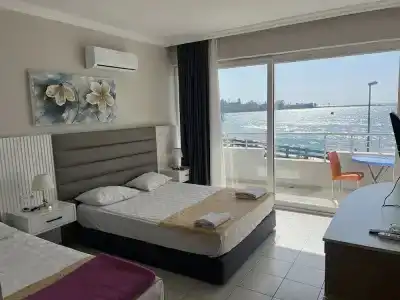 Side Beach Club - 52