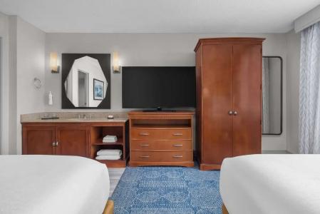 Embassy Suites by Hilton - 20