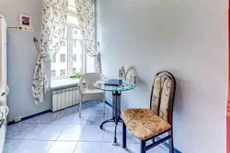 Веста на Рубинштейна - 42